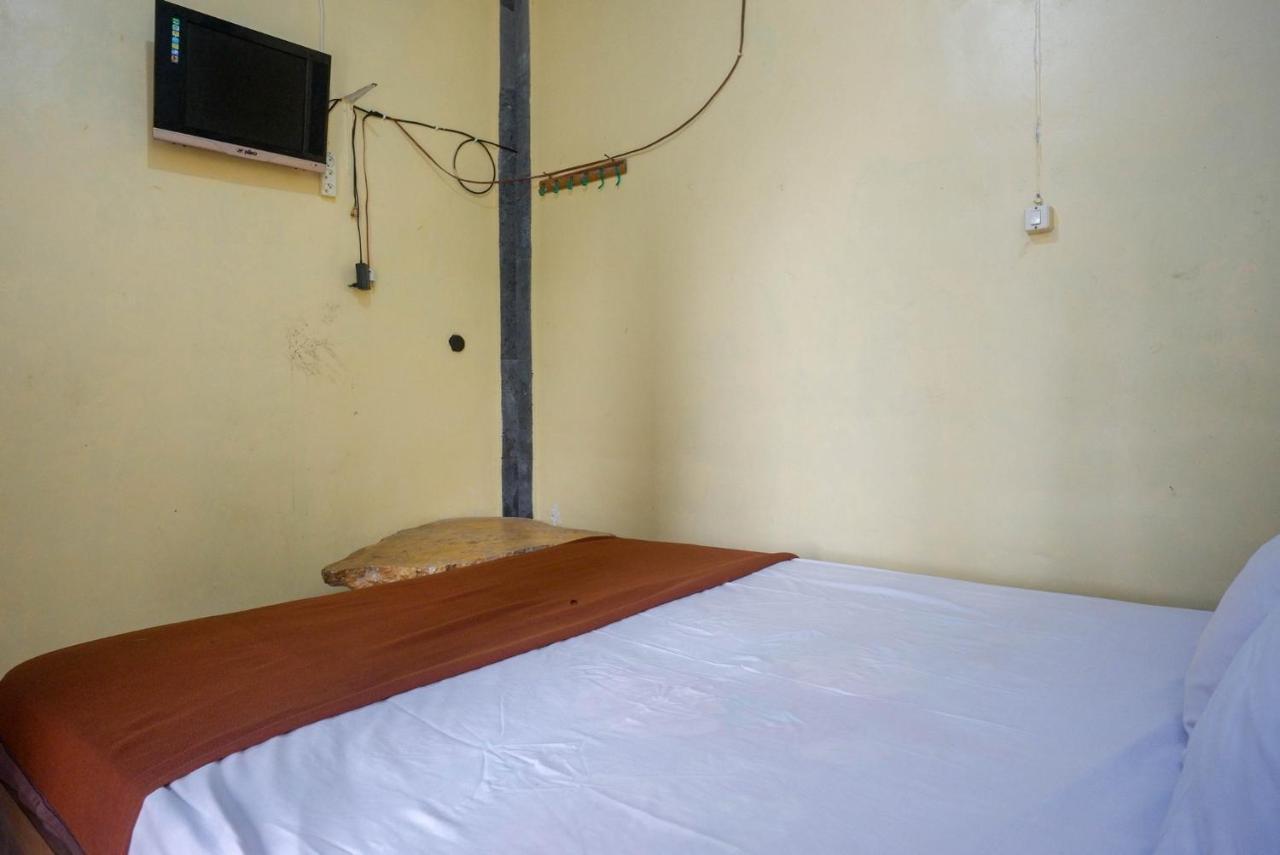 Hotel Kampoeng Drini Redpartner Brono Bagian luar foto