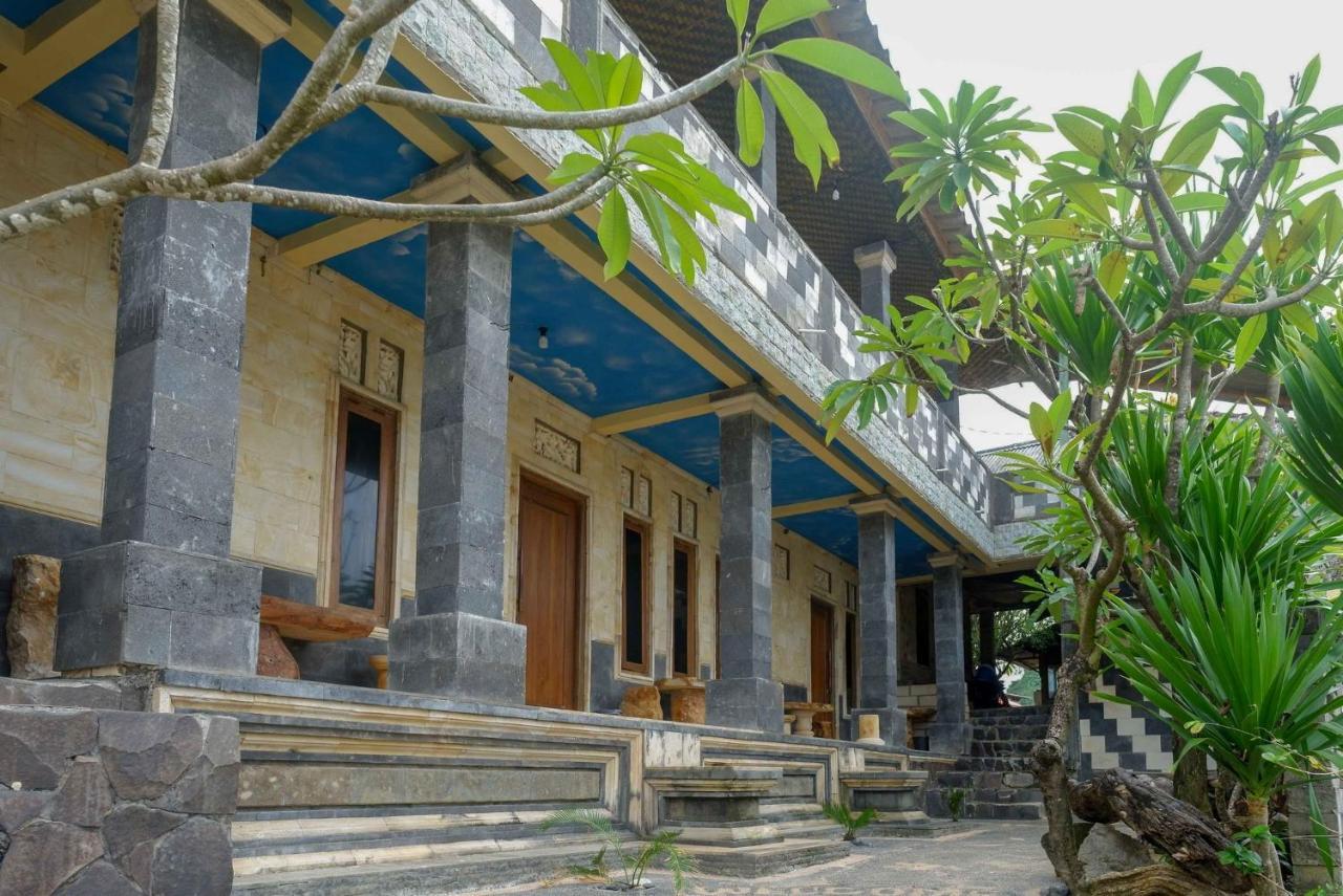 Hotel Kampoeng Drini Redpartner Brono Bagian luar foto