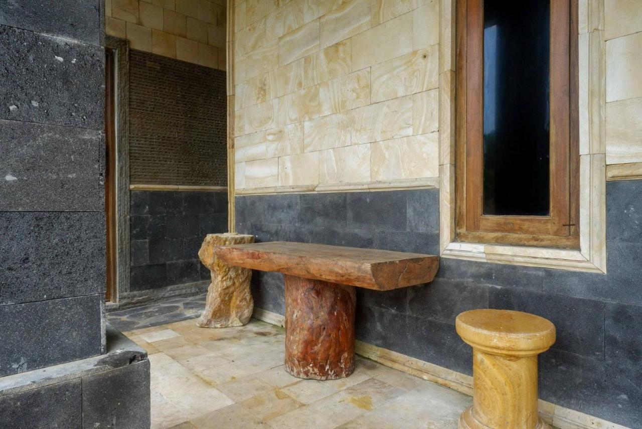 Hotel Kampoeng Drini Redpartner Brono Bagian luar foto